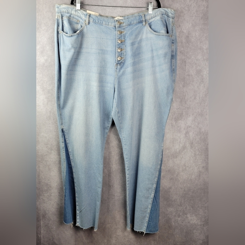FOREVER 21 Cotton Light Blue Mid Rise Boot cut‎ Slim Fit Women's Jeans Size 20